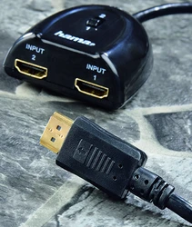 Hama 122224 2 Port HDMI Değiştirici - Black